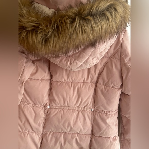 Warm fleece jacket with fur on the hood,size s - Picture 2 of 5